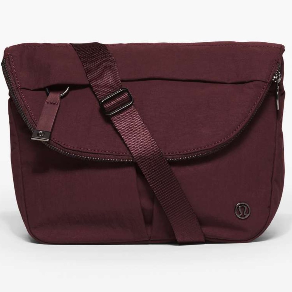 Lululemon All Night Festival Bag 5L Black Cherry
